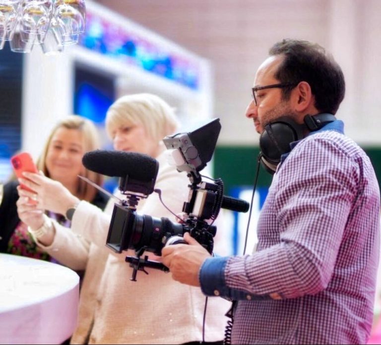Adil Bioudi – Media Travel Lens, Medienproduzent und EASA-zertifizierter Drohnenpilot für 360° Videoproduktion Marokko